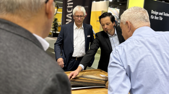 Besonders gut angekommen ist das neu Legno Smart-Öl in den verschiedensten Farbvarianten.  | © ADLER