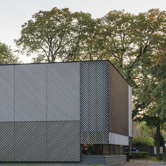 © Leoneohard Hilzensauer