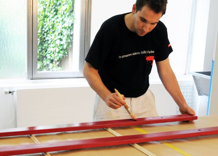 ...a následne druhý náter