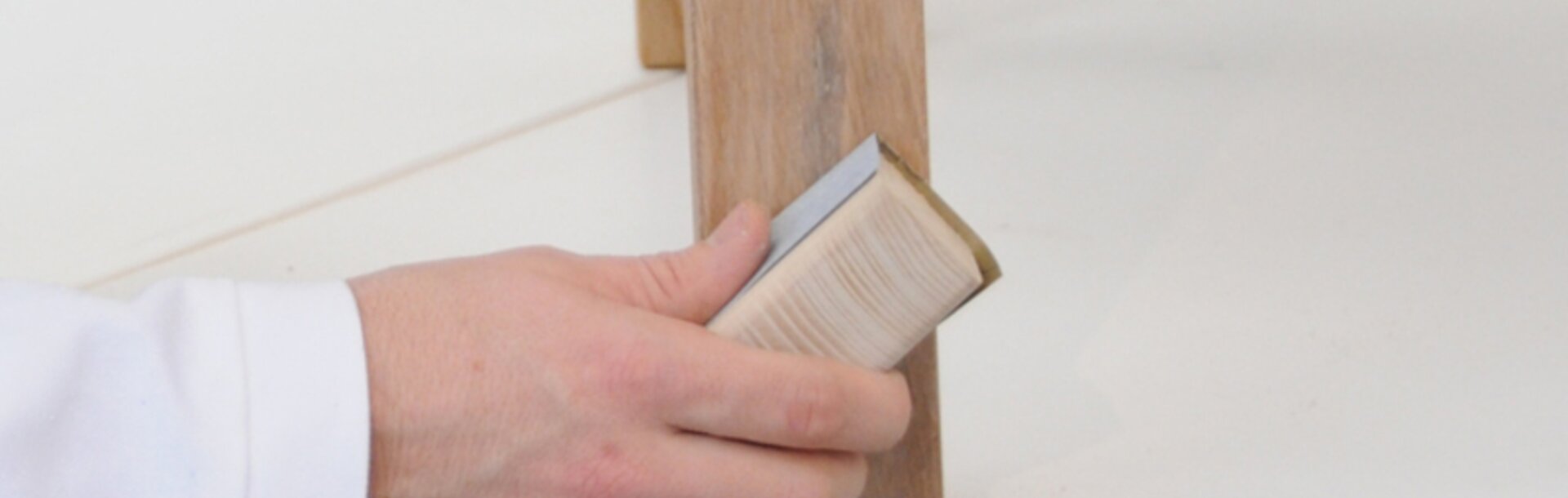 malé škriabance - krok 1: obrúsenie škriabancov