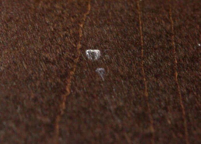 So servisným kufríkom ADLER môžete otlačky v dreve jednoducho opraviť.