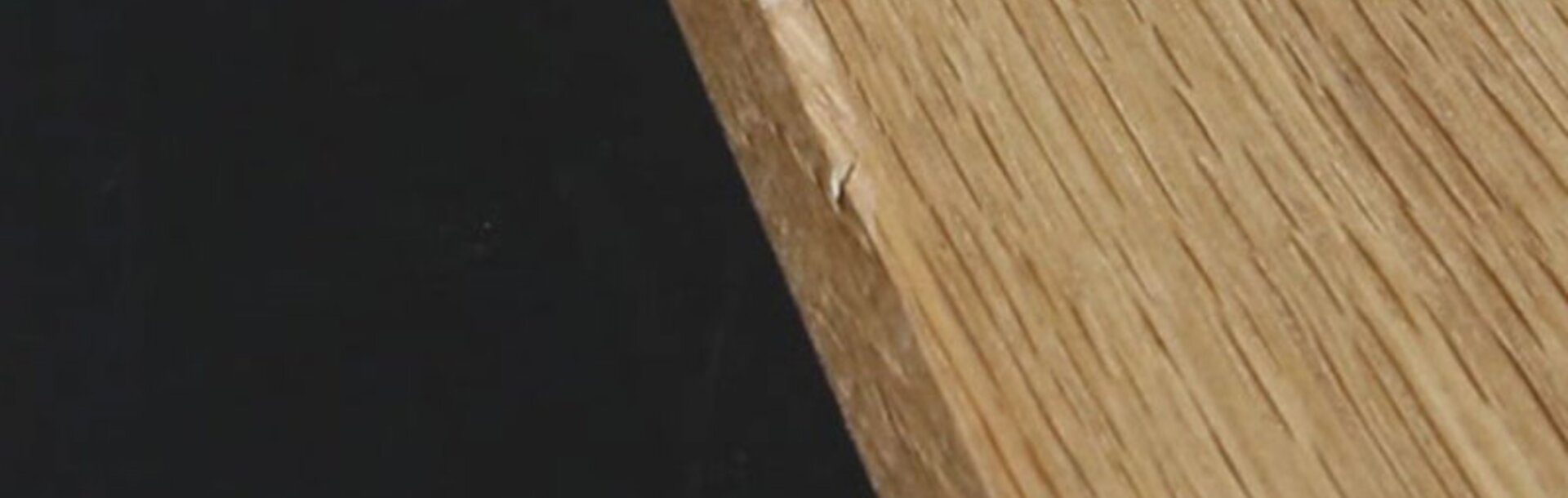 Poškodenia hrán môžete jednoducho odstrániť pomocou servisného kufríka ADLER-Servicekoffer.