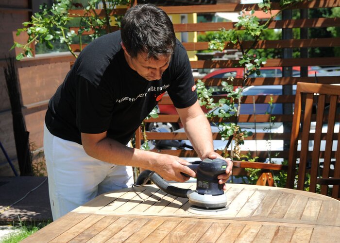 Krok 1: príprava záhradného nábytku