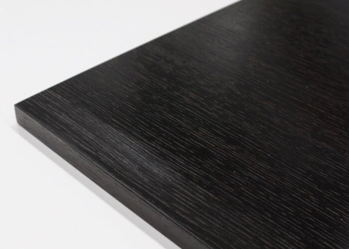 predtým: povrch vyzerá opotrebovane