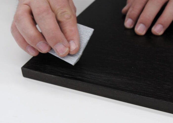 Krok 1 a 2 - poškodené miesta pripravte a obrúste