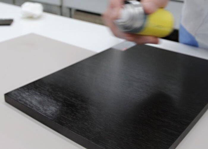 Krok 3 - lakovanie s Grilith Klarlackspray