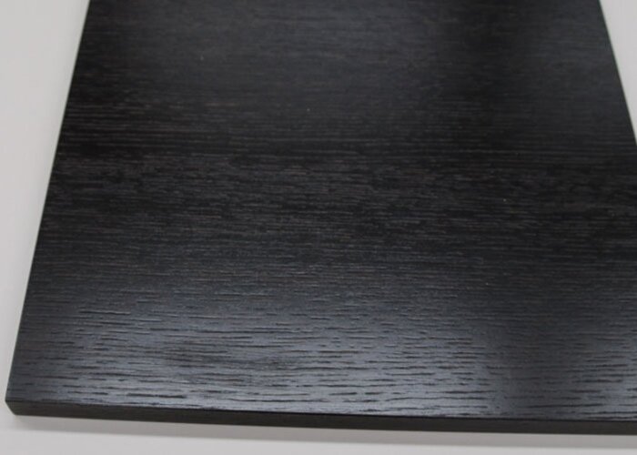 Perfektný výsledok. Opotrebované miesta už nie je vidno.