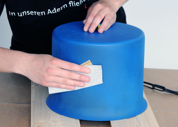 2. vrstva laku: prebrúste povrch...