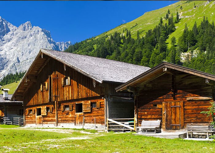 ADLER efekt starých horských chát je inšpirovaný prastarým vzhľadom chát na horských pastvinách