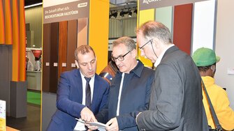 Diskusií nikdy nie je dosť.