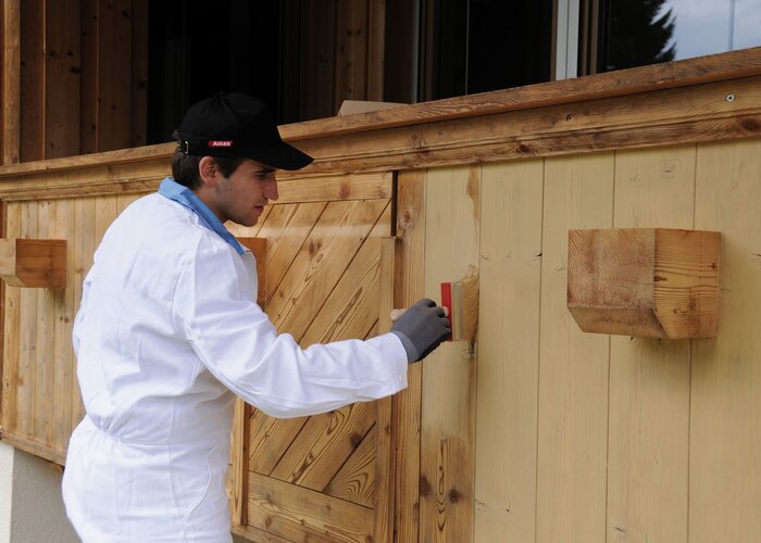 Základný náter, vrchní náter 