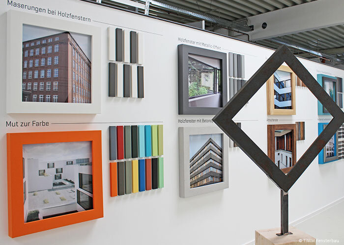 "Svet farieb" v showroome Timm Fensterbau. Foto: Timm Fensterbau